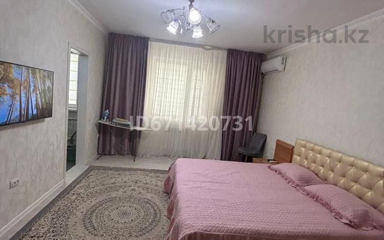 1-комнатная квартира · 33 м² · 1 этаж, 17-й мкр 90 за 9 000 ₸ в Актау — фото 26