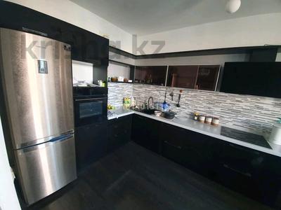 2-комнатная квартира · 74 м² · 4/12 этаж, Толе би 298/1 за 62 млн ₸ в Алматы, Ауэзовский р-н