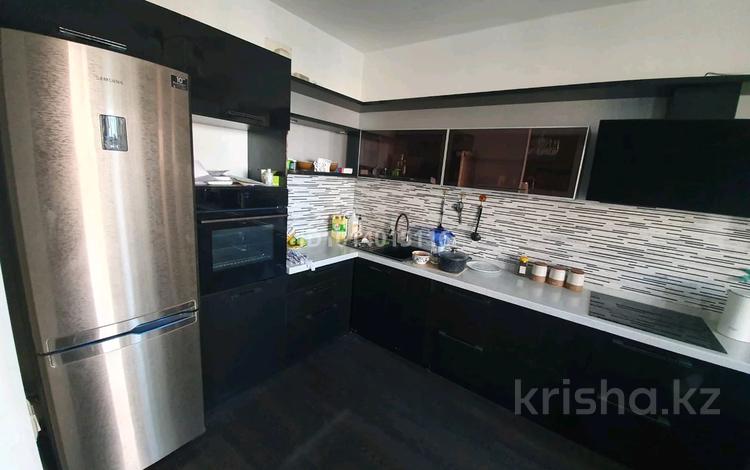2-комнатная квартира · 74 м² · 4/12 этаж, Толе би 298/1 за 62 млн ₸ в Алматы, Ауэзовский р-н — фото 2