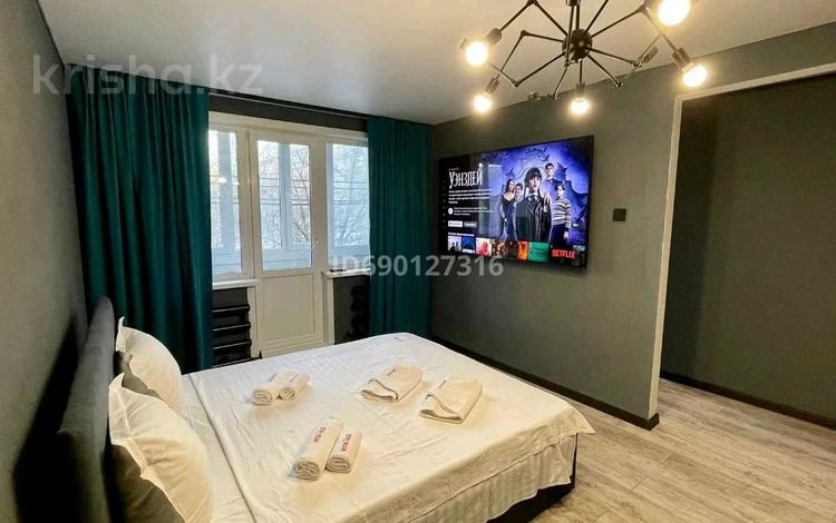 1-комнатная квартира · 45 м² · 3/5 этаж, Авангард 4а за 14 000 ₸ в Атырау, мкр Авангард-4 — фото 2