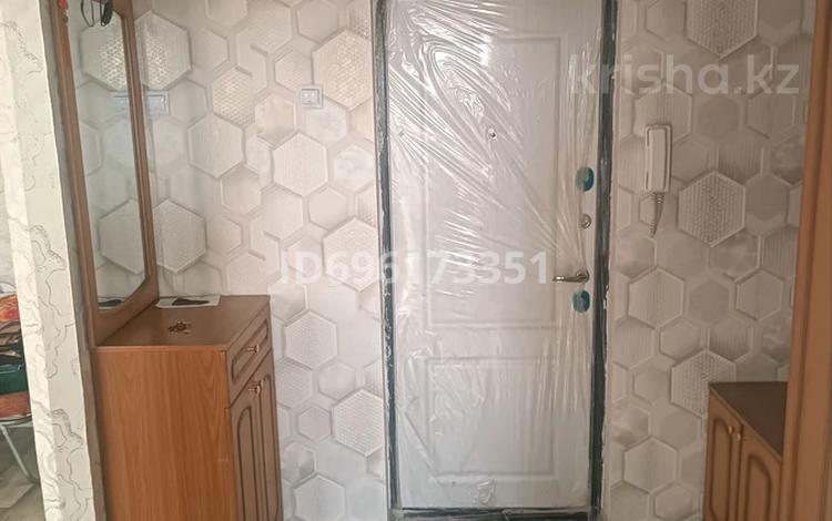 1-бөлмелі пәтер · 40 м² · 3/5 қабат, мкр Шанхай, Проспект Санкибай батыра 157 — Проспект Санкибай батыра, 157 · улица Макаренко, 11 ​Актобе, бағасы: 8 млн ₸ — фото 17