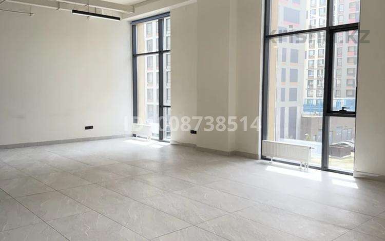 Офисы · 61.4 м² за 767 500 ₸ в Астане, Нура р-н — фото 17