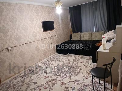 1-комнатная квартира · 32 м² · 4/5 этаж, мкр 8, Гришина 11 за 6.5 млн ₸ в Актобе