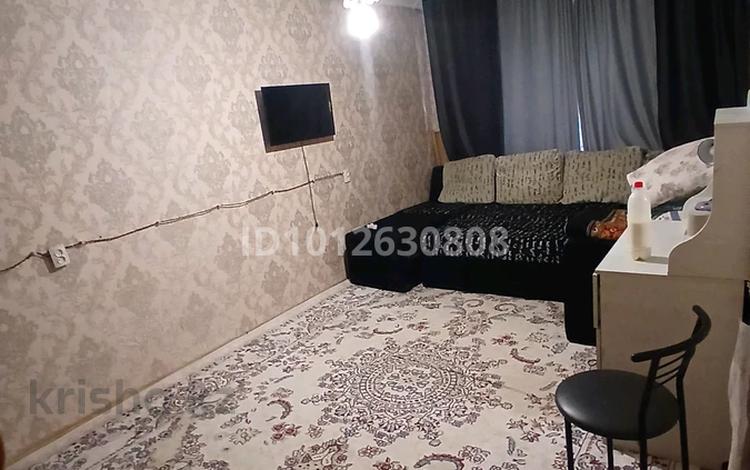 1-бөлмелі пәтер · 32 м² · 4/5 қабат, 2 ш/а., Гришина 11, бағасы: 6.5 млн ₸ в Актобе, мкр 8 — фото 7