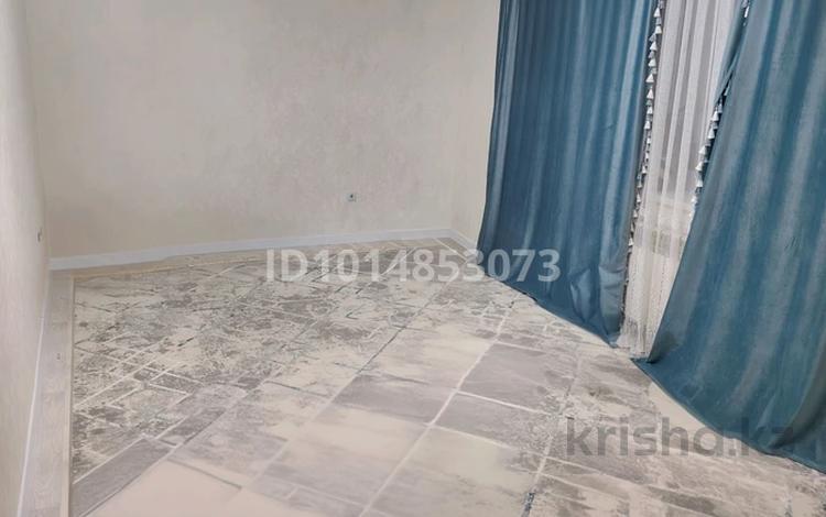 2-комнатная квартира · 65.8 м² · 4/10 этаж, мкр. Алтын орда — Молдагулова за 32 млн ₸ в Актобе — фото 2
