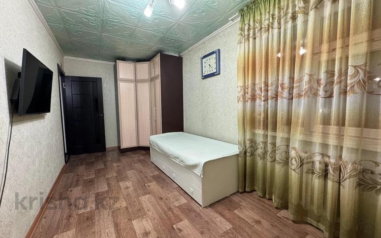 2-бөлмелі пәтер · 48 м² · 2/5 қабат, ул.Айбергенова 5, бағасы: 19 млн ₸ в Шымкенте, Аль-Фарабийский р-н — фото 2