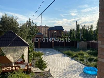 Жеке үй · 5 бөлме · 201 м² · 15 жүзд., Абдырахманова 2, бағасы: 75 млн ₸ в 