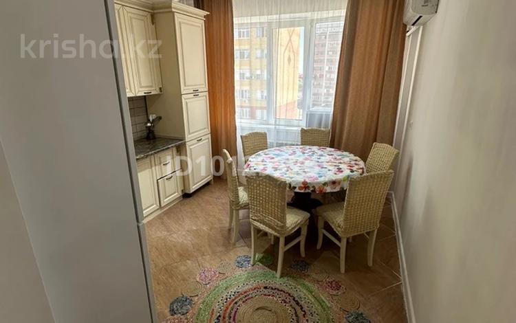 3-бөлмелі пәтер · 75 м² · 4/9 қабат, мкр Нурсая 113 — Школа СТГ, бағасы: 280 000 ₸ в Атырау — фото 2