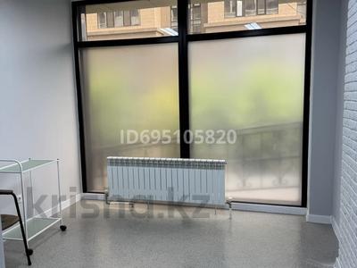 Офисы, салоны красоты, образование, кабинеты и рабочие места · 14 м² за 210 000 ₸ в Астане, Есильский р-н