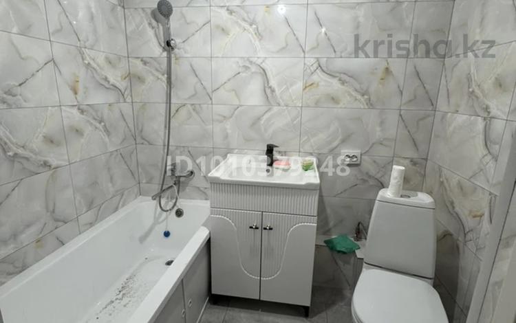 2-бөлмелі пәтер · 39.1 м² · 8/9 қабат, мкр Шугыла, Мкрн Шугыла 340/5 — Садика, бағасы: 27 млн ₸ в Алматы, Наурызбайский р-н — фото 2