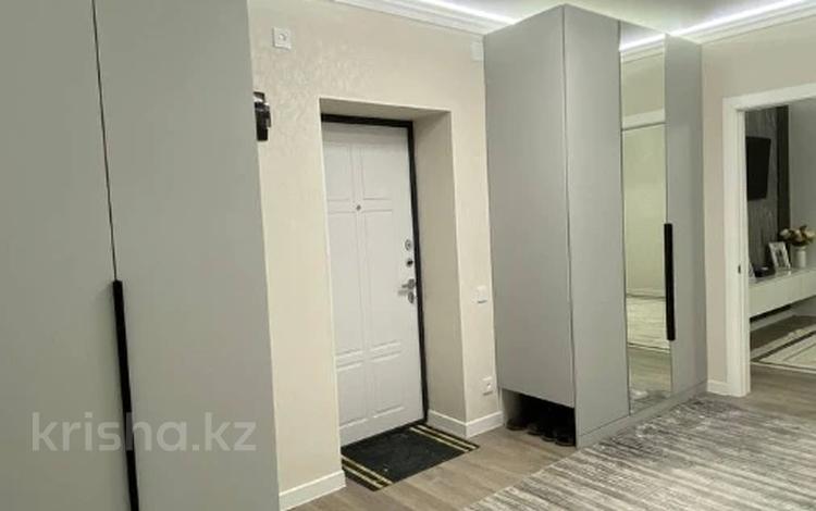 3-бөлмелі пәтер · 95 м² · 4/6 қабат, 39-й мкр 3, бағасы: 28 млн ₸ в Актау — фото 2