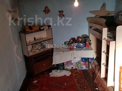 2 комнаты · 30 м² · 1 этаж, Военкомат, Верхний рынок 319 — Бекетты за 50 000 ₸ в Шымкенте