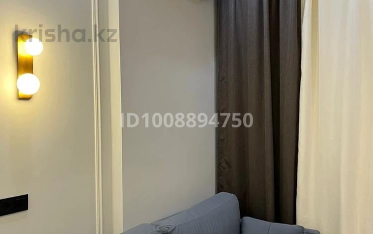 2-комнатная квартира · 42 м² · 8/12 этаж, Райымбека 351/1 за 300 000 ₸ в Алматы, Алатауский р-н — фото 2