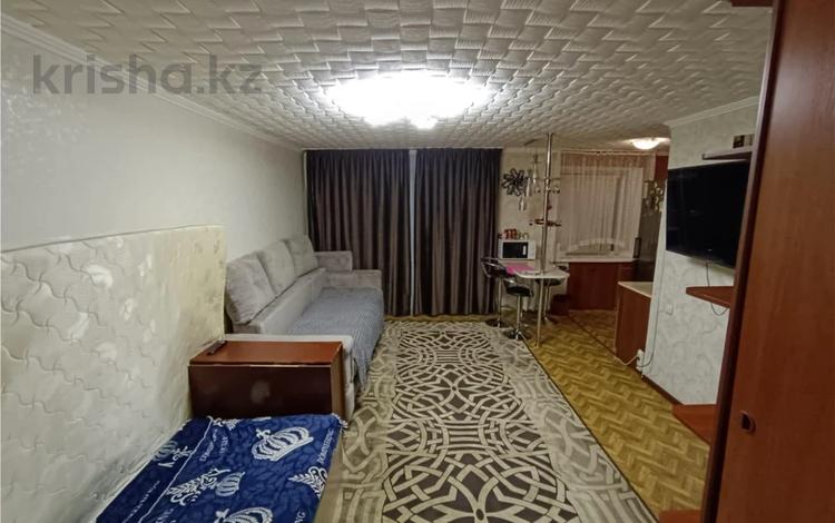 2-комнатная квартира · 44 м² · 1/4 этаж, пр. Строителей за 7.8 млн ₸ в Темиртау — фото 2