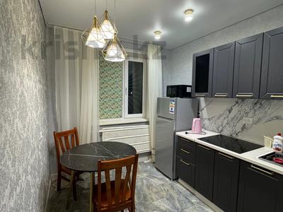 2-комнатная квартира · 50 м² · 1/5 этаж, Камзина 57 за 14.2 млн ₸ в Аксу