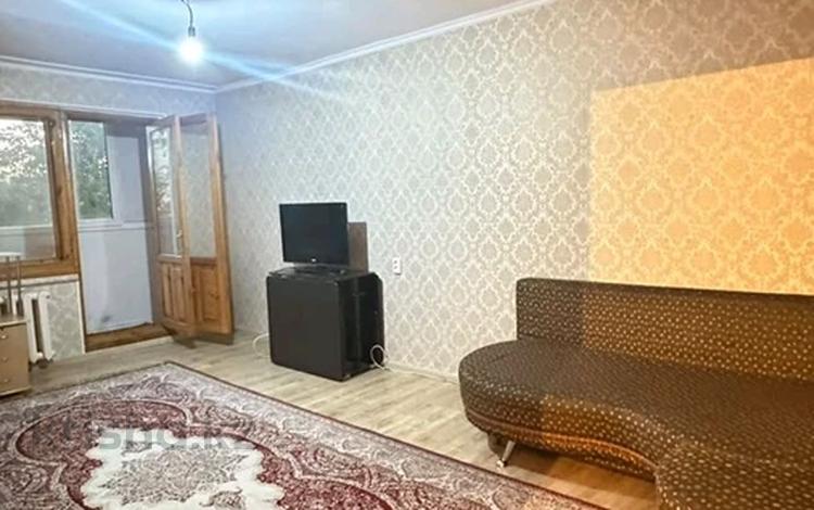 3-бөлмелі пәтер · 62 м² · 2/5 қабат, Жастар 32 — 16 школа, бағасы: 200 000 ₸ в Талдыкоргане, мкр Жастар — фото 2