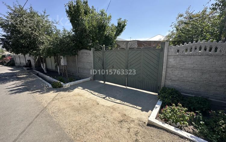 Отдельный дом · 4 комнаты · 100 м² · 6 сот., Байсеитова за 18 млн ₸ в Таразе — фото 2