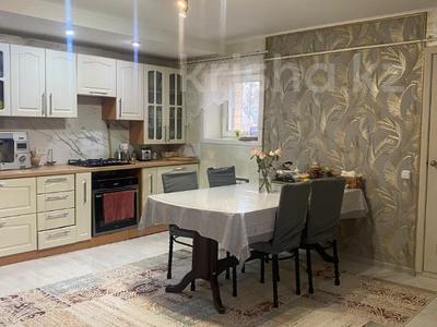 Отдельный дом · 4 комнаты · 157.2 м² · 10 сот., Набережная 22а за 41 млн ₸ в 