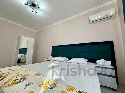 3-комнатная квартира · 90 м² · 15/19 этаж, 7-й мкр, Мкр.7а 21 за 300 000 ₸ в Актау