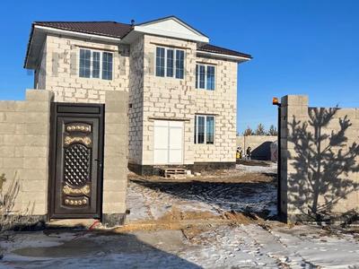 Жеке үй · 6 бөлме · 240 м² · 8 жүзд., 8 1011, бағасы: 57 млн ₸ в Аккайын