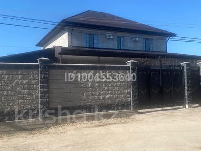 Отдельный дом · 9 комнат · 360 м², 11 квартал 178 — Расположен в г. Алмате, пос Алгабас за 2 млн 〒 в Коксай (пути Ильича)