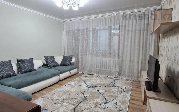 4-комнатная квартира · 100 м² · 5/9 этаж, Кунаева 7 — Таукехана напротив Мега центр за 300 000 ₸ в Шымкенте, Аль-Фарабийский р-н — фото 2