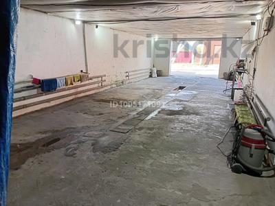 Гараж · 120 м² · мкр Шанхай — Братьев Жубановых и Мира угол за 200 000 〒 в Актобе
