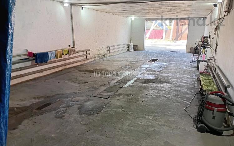 Гараж · 120 м² · мкр Шанхай — Братьев Жубановых и Мира угол за 200 000 〒 в Актобе — фото 2