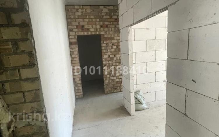 1-бөлмелі пәтер · 39 м² · 1/6 қабат, ​067-й учетный квартал 4, бағасы: 15 млн ₸ в Караганде, Алихана Бокейханова р-н — фото 2