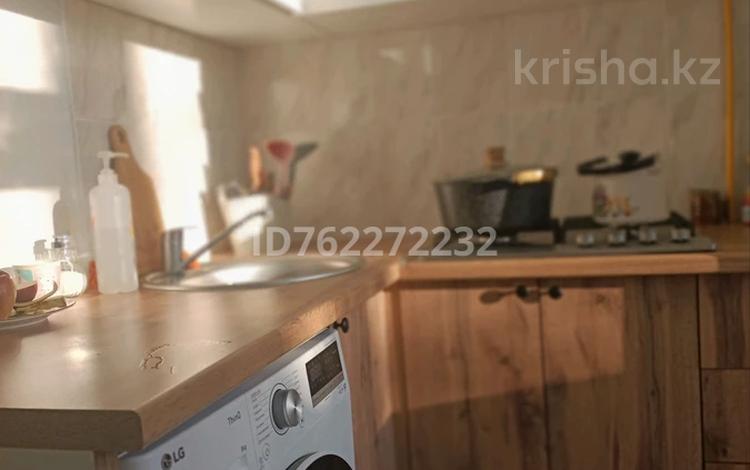 2-бөлмелі пәтер · 44 м² · 2/5 қабат, 1-й завокзальный тупик 59, бағасы: 15.5 млн ₸ в Уральске — фото 2