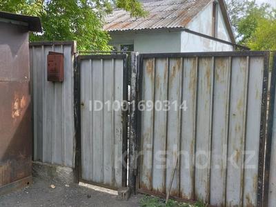 Часть дома · 3 комнаты · 53.4 м² · 6 сот., Майкудук, Открытая за 15 млн ₸ в Караганде, Алихана Бокейханова р-н