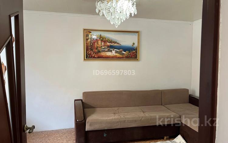 Жеке үй · 3 бөлме · 60 м² · 8 жүзд., Мкр Кұрылысшы ул Акжар 18, бағасы: 150 000 ₸ в  — фото 2