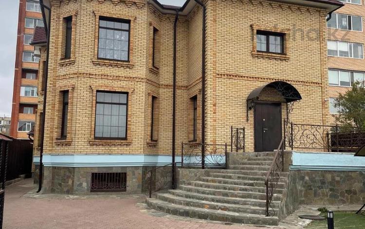 Отдельный дом · 6 комнат · 400 м² · 10 сот., И. Сьянова 31 за 185 млн ₸ в Костанае — фото 2