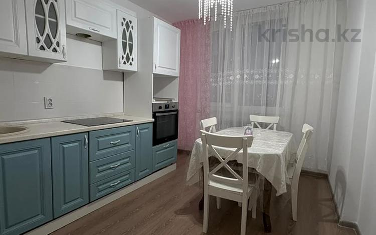 3-бөлмелі пәтер · 85 м² · 13/15 қабат, Шафика Чокина 9 — Е-20, бағасы: 350 000 ₸ в Астане, Нура р-н — фото 48