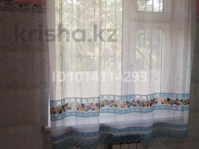 2-комнатная квартира · 46 м² · 2/5 этаж, Айбергенова 1 Б — Айгуль остановка Жангелдина за 160 000 ₸ в Шымкенте, Аль-Фарабийский р-н