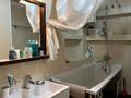 3-комнатная квартира · 104 м² · 2/5 этаж, мкр Кенсай, Жибек Жолы 47 — Район зелёный базар Жибек Жолы угол братьев Абдуллинных за 600 000 ₸ в Алматы, Медеуский р-н — фото 12