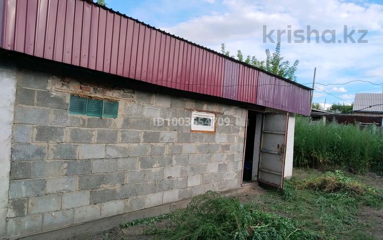 Отдельный дом · 3 комнаты · 50 м² · 10 сот., Широкая 77 за 8 млн ₸ в Семее — фото 2