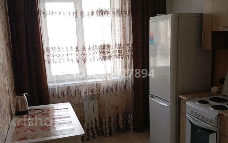 2-бөлмелі пәтер · 48 м² · 3/5 қабат, Кокжал Баракка 22 — Центр крови, бағасы: 16 млн ₸ в Усть-Каменогорске — фото 8