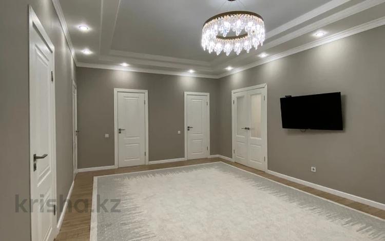 3-комнатная квартира · 127.6 м² · 3/5 этаж, мкр. Алтын орда за 47 млн ₸ в Актобе — фото 5