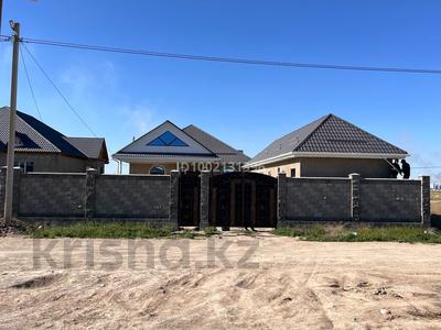Отдельный дом · 4 комнаты · 220 м² · 8 сот., мкр Бектобе за 43 млн 〒 в Таразе