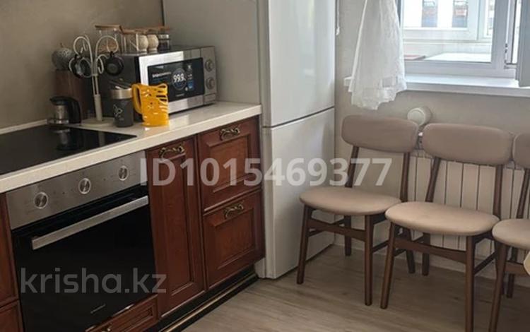 1-комнатная квартира · 37 м² · 4/24 этаж, Тауелсиздик 21/9 — Шарля де Голля за 200 000 ₸ в Астане, Алматы р-н — фото 2