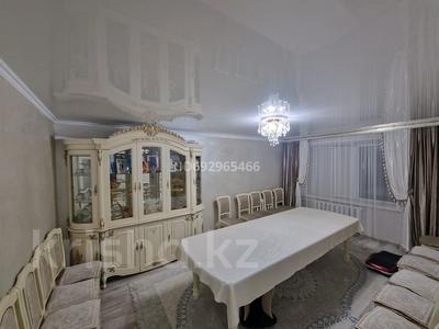 4-комнатная квартира, 104 м², 5/5 этаж, Мухамеджанова 16а за 32 млн 〒 в Балхаше