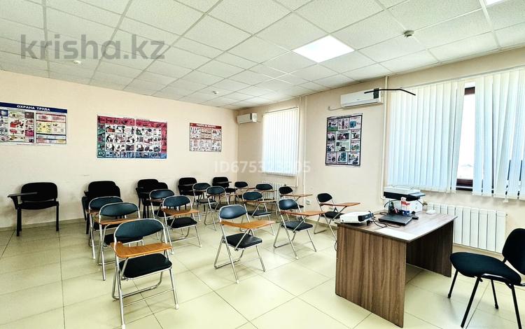 Офисы • 30 м² за 15 000 〒 в Актау, мкр "Шыгыс 2" — фото 4