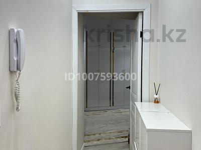 5-комнатная квартира · 176 м² · 2/5 этаж, 15-й мкр 3 за 75 млн ₸ в Актау