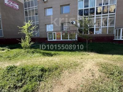 Свободное назначение, офисы, магазины и бутики, склады, общепит, салоны красоты, медцентры и аптеки, образование, развлечения, кабинеты и рабочие места, студии · 60 м² за 300 000 ₸ в Астане, Нура р-н