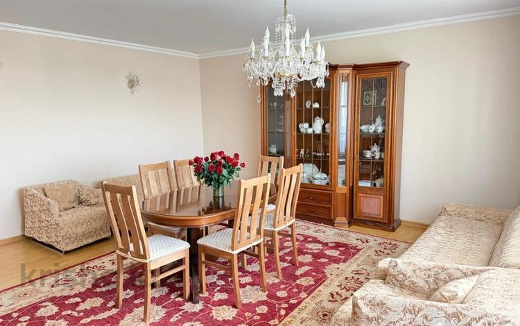 3-комнатная квартира · 142 м² · 6/9 этаж, мкр Самал-3 21 — Мендикулова за 107 млн ₸ в Алматы, Медеуский р-н — фото 9