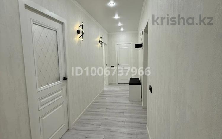 2-комнатная квартира · 64 м² · 4/6 этаж, 39-й мкр за 18.5 млн ₸ в Актау — фото 2