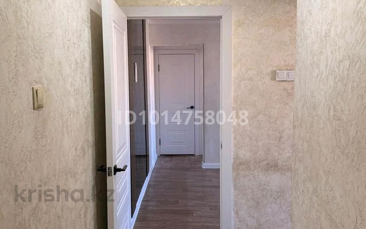 2-комнатная квартира · 50 м² · 4/5 этаж, Молдагулова 61 за 4.5 млн ₸ в Каратау — фото 2
