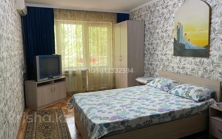 1-бөлмелі пәтер · 34 м² · 3/5 қабат, Карасай батыра 182 — Жарокова, бағасы: 2 500 ₸ в Алматы, Алмалинский р-н — фото 2