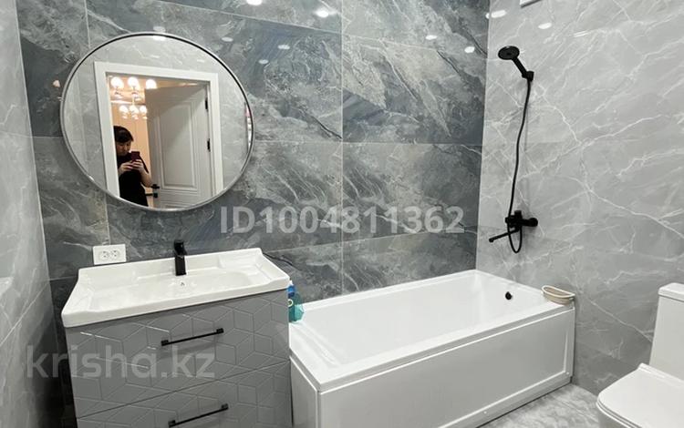 2-бөлмелі пәтер · 74 м² · 7/16 қабат, мкр Кайтпас 2, Сырым батыра 99/3 — Тулеметова - сырым батыр, бағасы: 40.5 млн ₸ в Шымкенте, Абайский р-н — фото 3